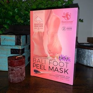 BALI FOOT PEEL MASK LAVENDER & ACTIVATED CHARCOAL